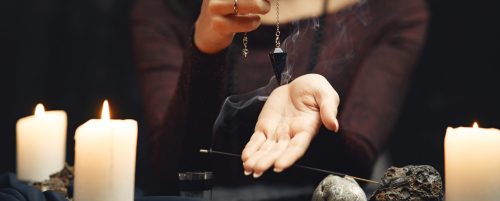 pendule et pratique divinatoire